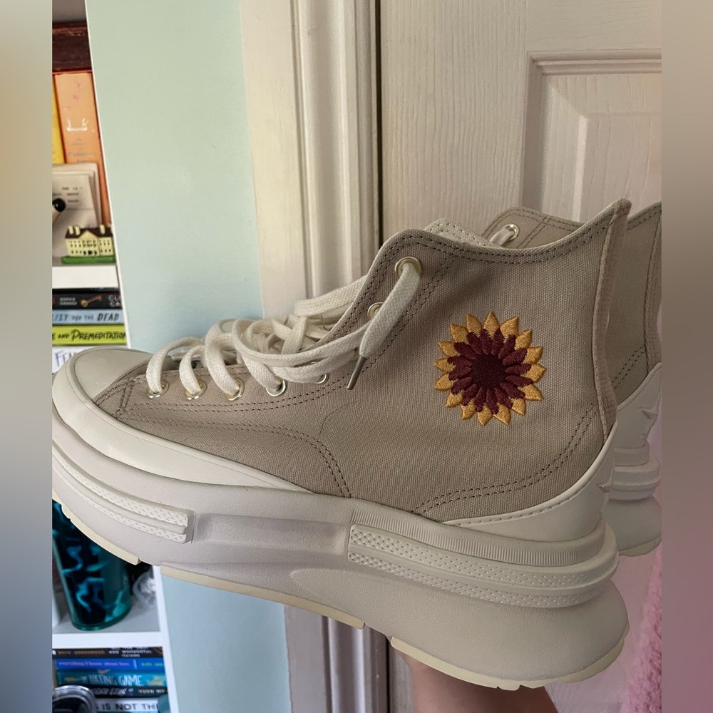 Run Star Legacy CX Platform Festival Florals Never Worn